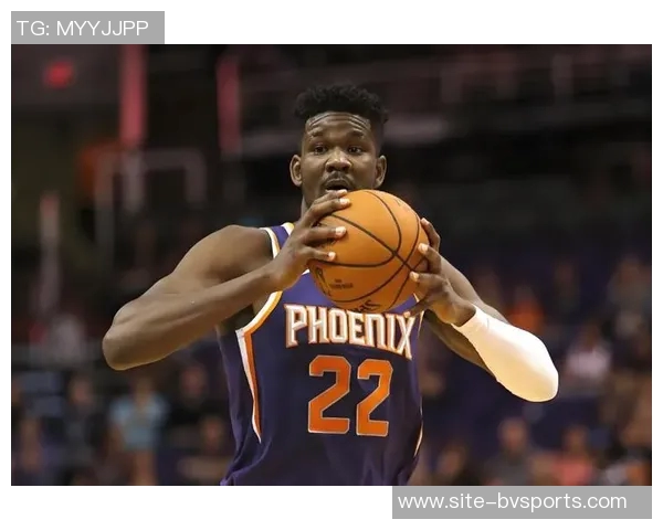 艾顿内线表现出色今日9球助力场均得分15分紧随字母哥之后位列联盟第二